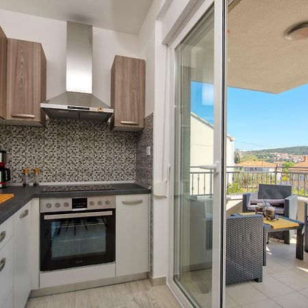 City Apartment Magdalena Trogir Exterior foto