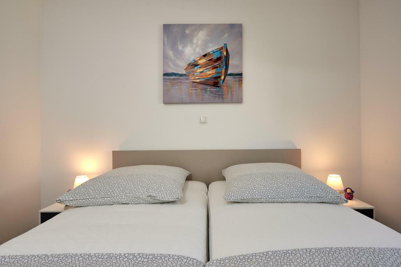 City Apartment Magdalena Trogir Exterior foto