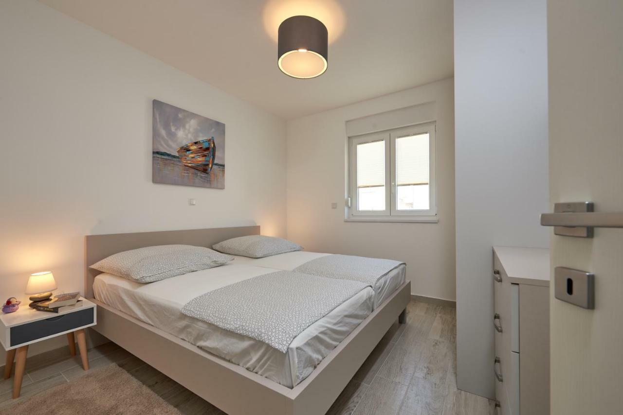 City Apartment Magdalena Trogir Exterior foto