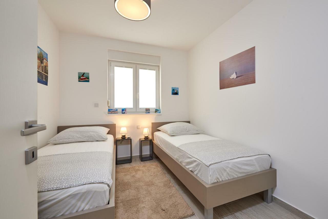 City Apartment Magdalena Trogir Exterior foto